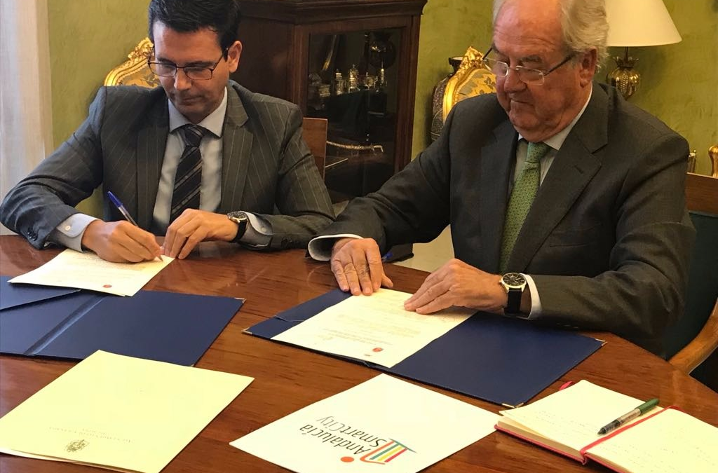 El Ayuntamiento de Granada y el Cluster Andalucía Smart City firman un convenio para el desarollo inteligente de la ciudad