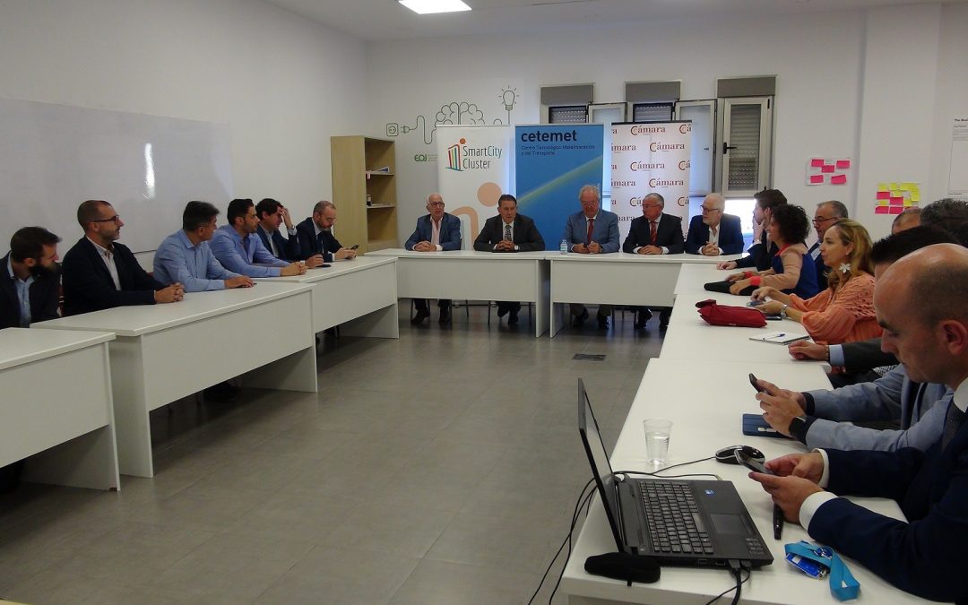 Smart City Cluster participa en un encuentro con el Ayuntamiento de Linares para su desarrollo empresarial inteligente